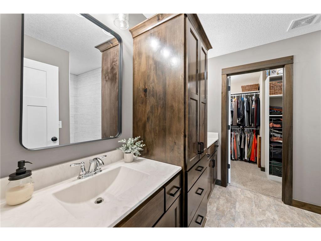 1045 Bellaire Boulevard NW Isanti MN 55040 7026815 image22