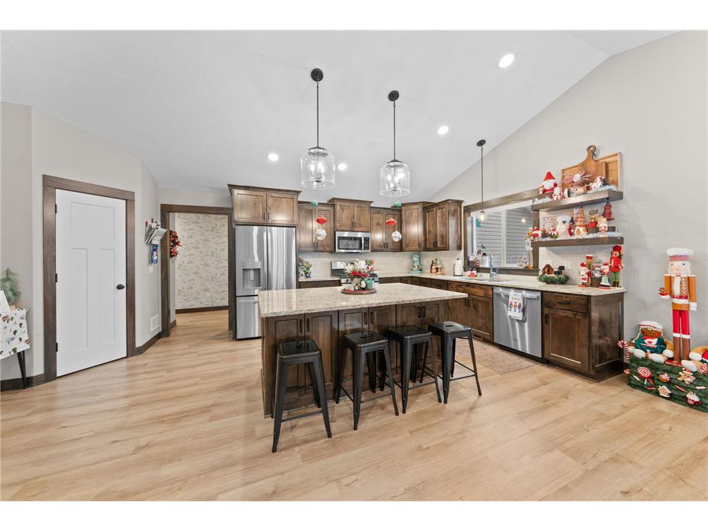 1045 Bellaire Boulevard NW Isanti MN 55040 7026815 image34