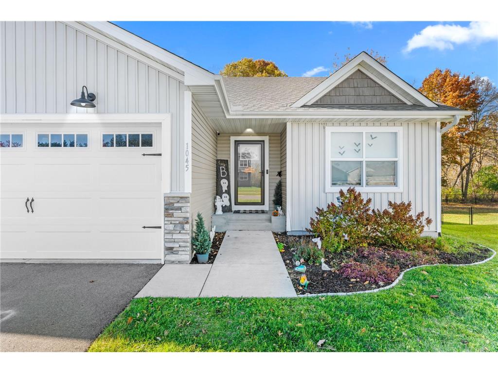 1045 Bellaire Boulevard NW Isanti MN 55040 7026815 image5