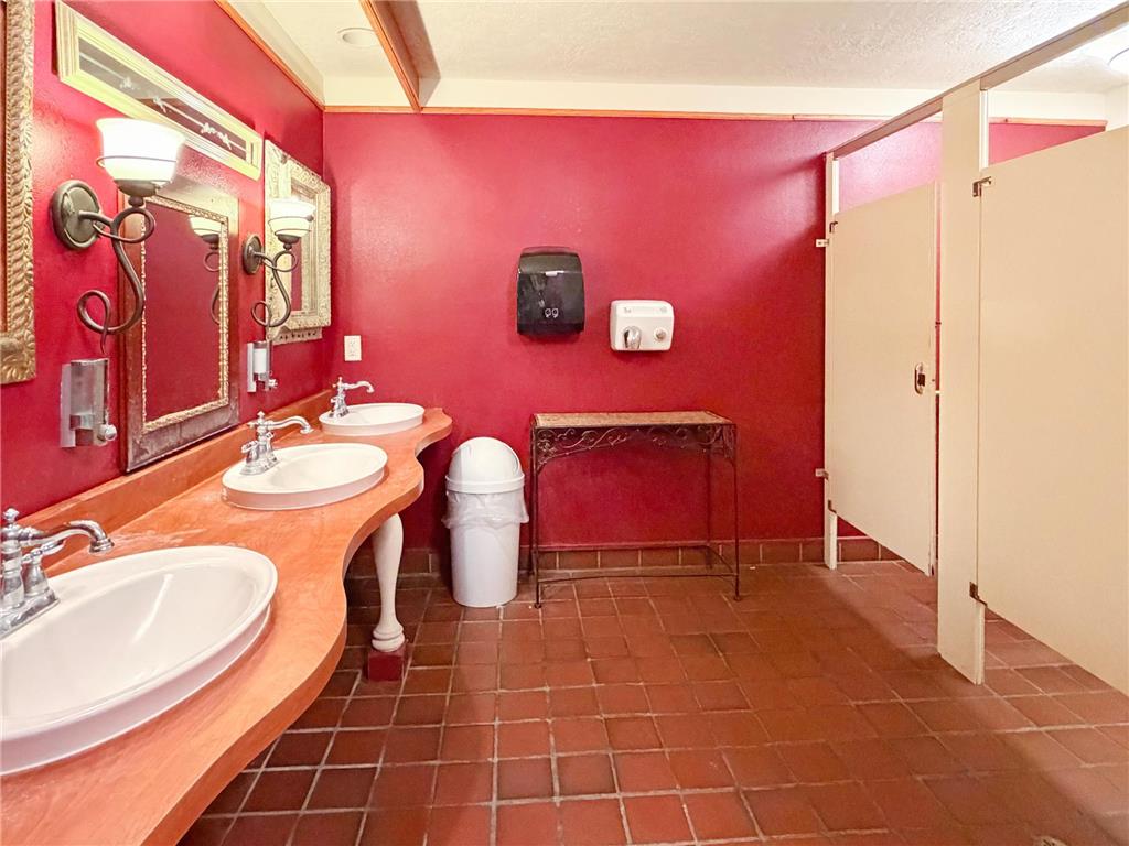 1045 Craig Avenue Tracy MN 56175 7001262 image34