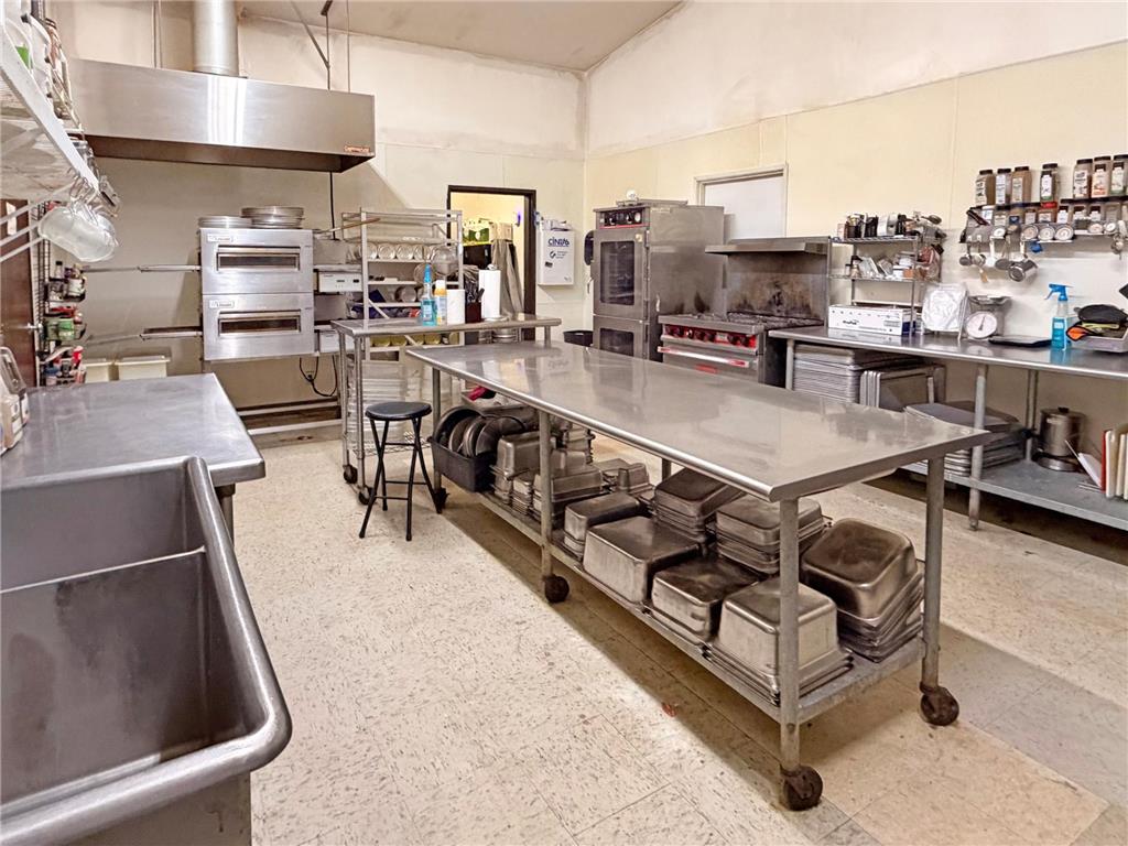 1045 Craig Avenue Tracy MN 56175 7001262 image42