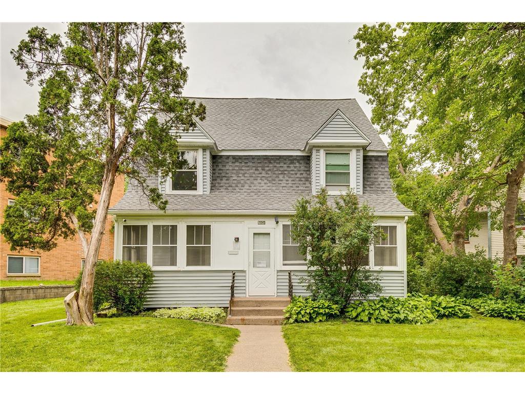 1045 Cromwell Avenue Saint Paul MN 55114 6562868 image1