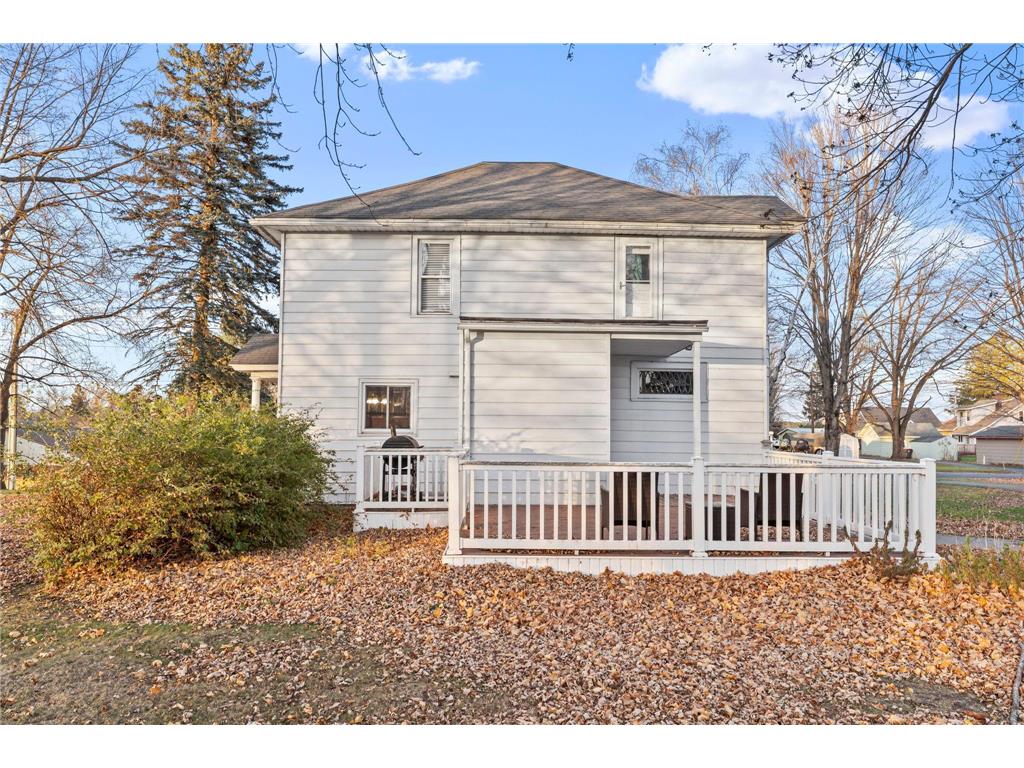 1045 Grove Street Cumberland WI 54829 6817809 image34