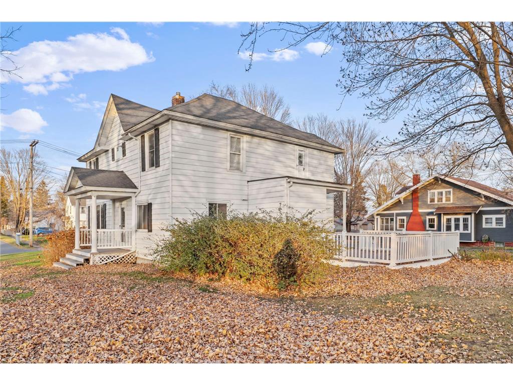 1045 Grove Street Cumberland WI 54829 6817809 image4