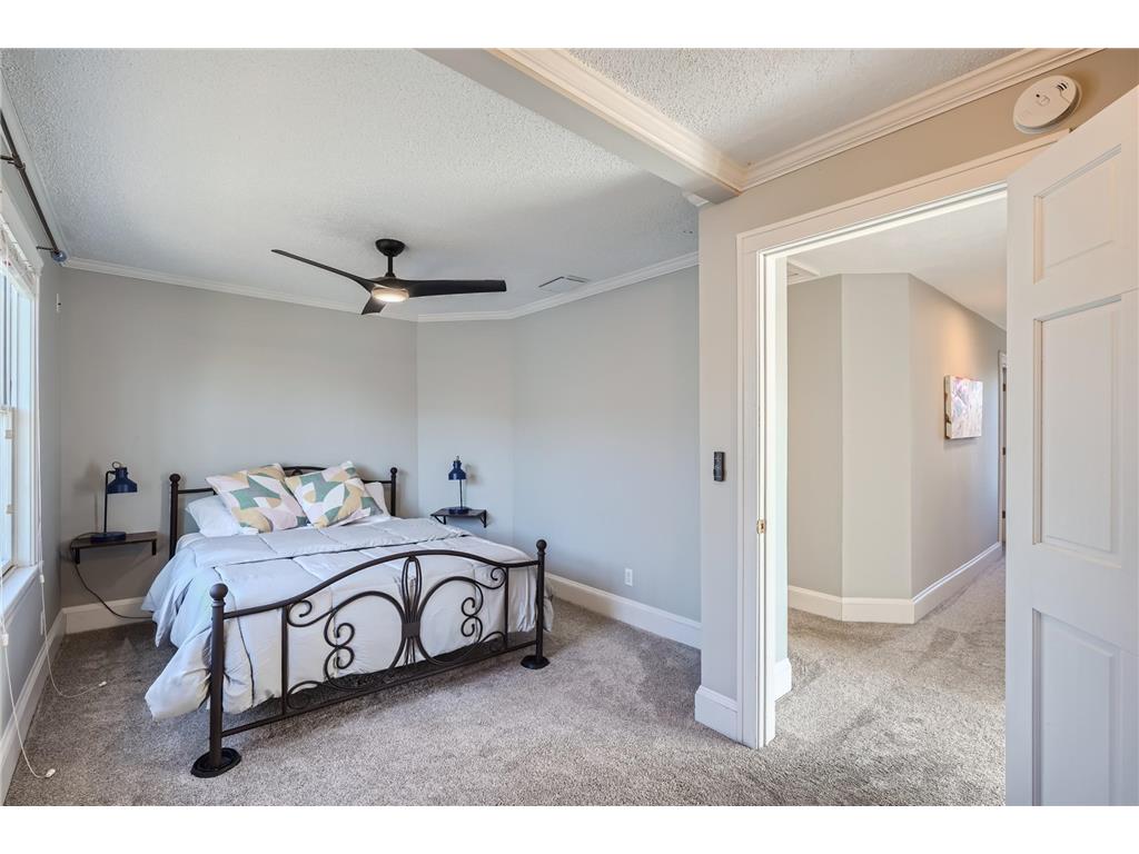 1045 Lake Street E Wayzata MN 55391 6815010 image24