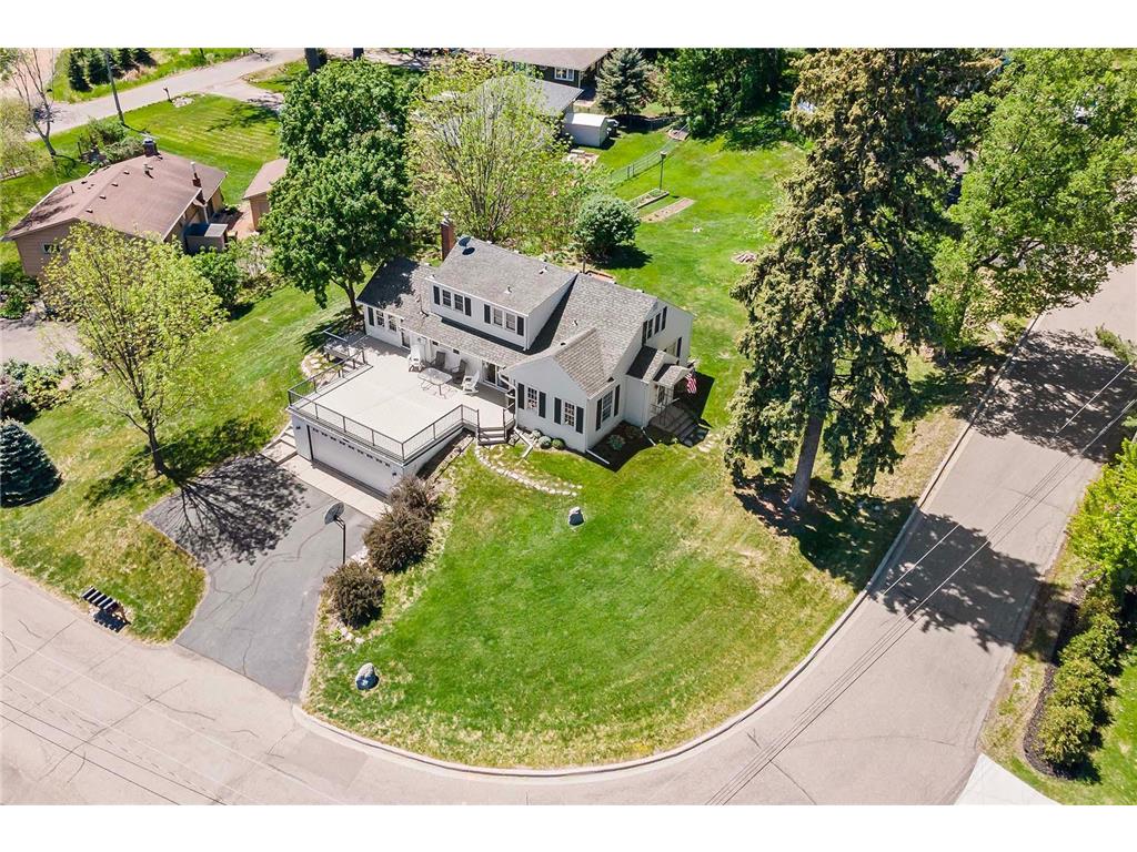 1045 Loma Linda Avenue Orono MN 55364 - Lake Minnetonka 6719160 image1