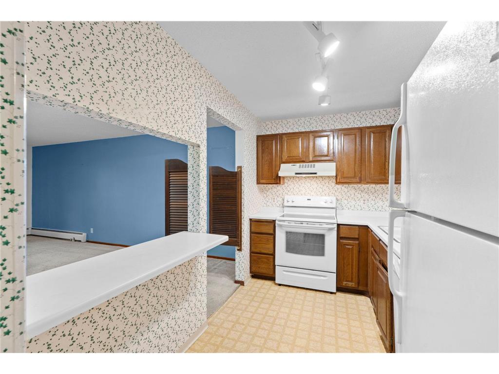 10451 Greenbrier Road #B103 Minnetonka MN 55305 6823438 image10