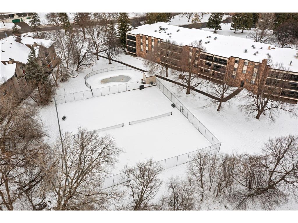 10451 Greenbrier Road #B103 Minnetonka MN 55305 6823438 image19
