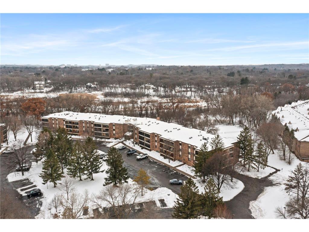 10451 Greenbrier Road #B103 Minnetonka MN 55305 6823438 image21