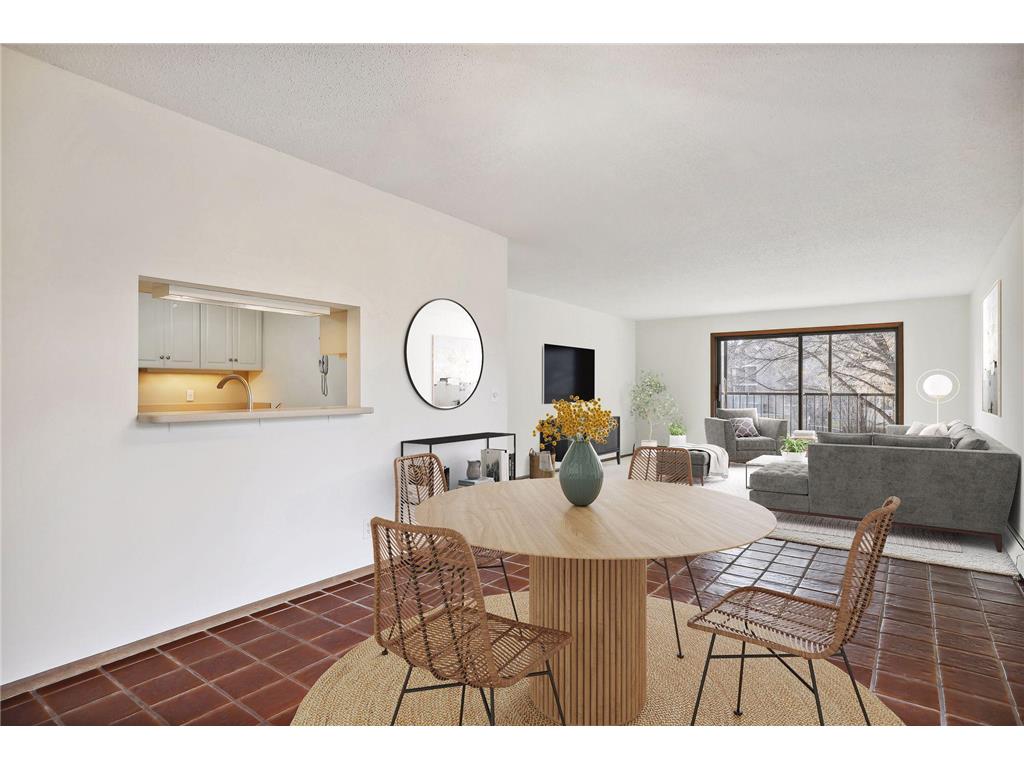 10451 Greenbrier Road #121 Minnetonka MN 55305 6499483 image1