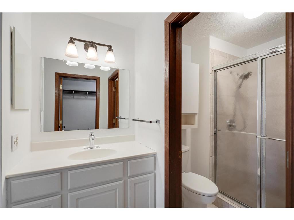 10451 Greenbrier Road #211 Minnetonka MN 55305 7020608 image12