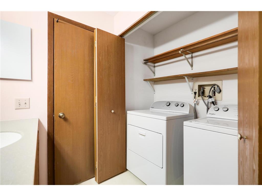 10451 Greenbrier Road #211 Minnetonka MN 55305 7020608 image13