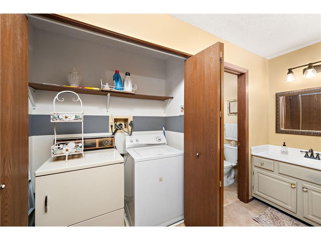 10451 Greenbrier Road #318 Minnetonka MN 55305 7094051 image17