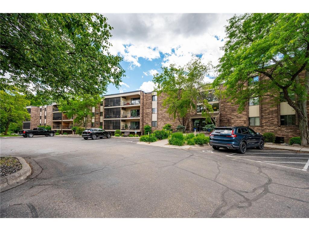 10451 Greenbrier Road #318 Minnetonka MN 55305 7094051 image23