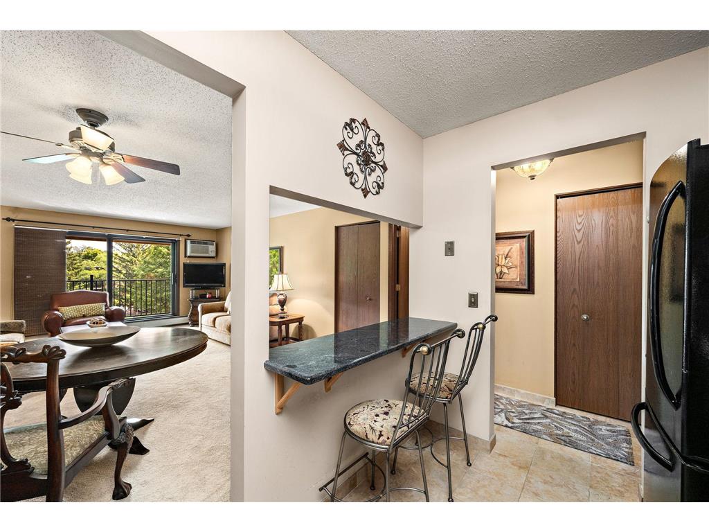 10451 Greenbrier Road #318 Minnetonka MN 55305 7094051 image6