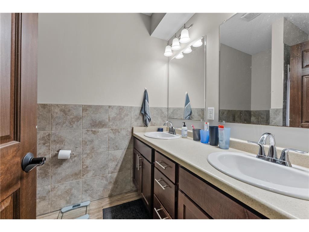 1046 16th Avenue SE Minneapolis MN 55414 7033412 image11