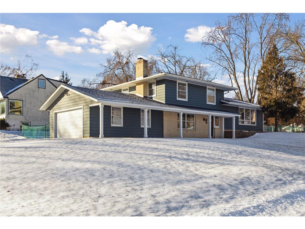 1046 Brooks Avenue W Roseville MN 55113 6477897 image1