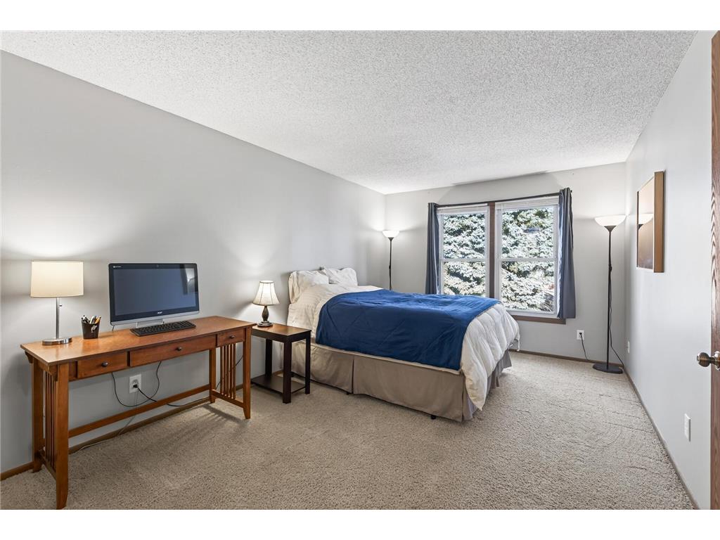 1046 E Travelers Trail #39 Burnsville MN 55337 7020510 image18