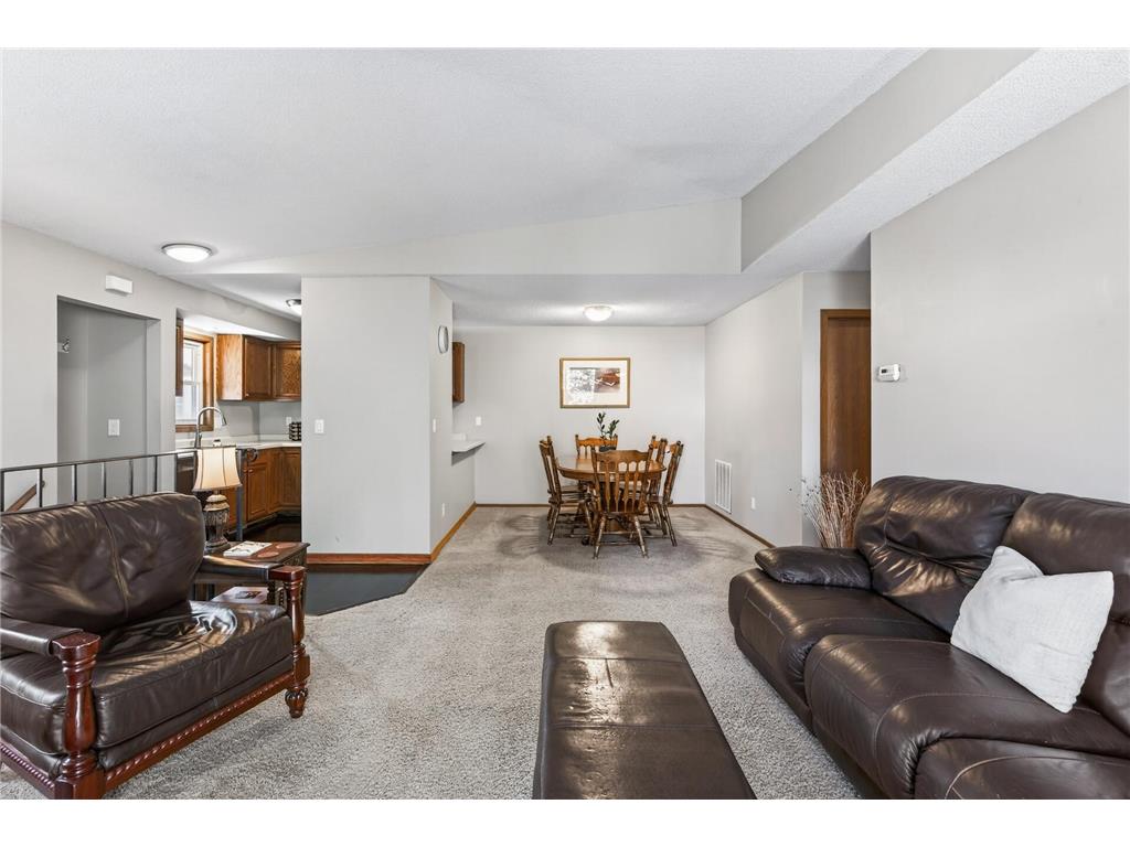 1046 E Travelers Trail #39 Burnsville MN 55337 7020510 image8