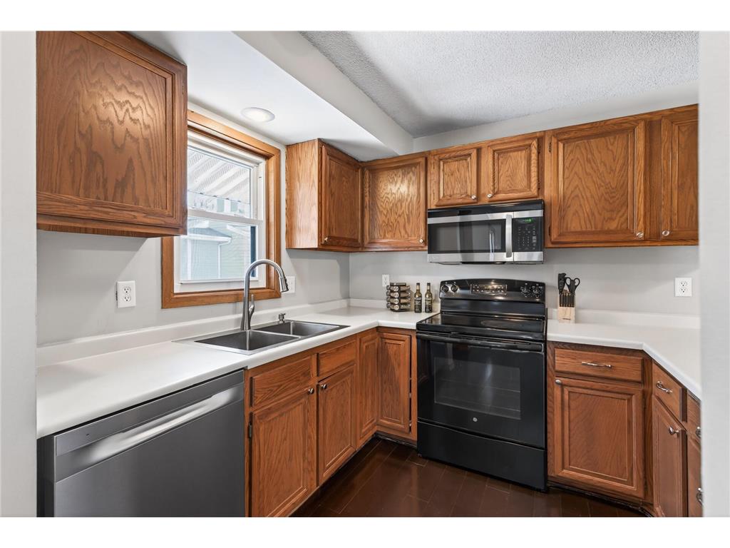 1046 E Travelers Trail #39 Burnsville MN 55337 7020510 image9