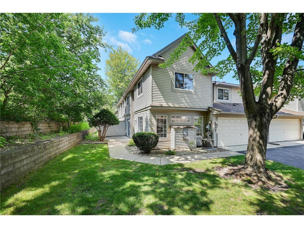 1046 Lovell Avenue W Roseville MN 55113 6771491 image1