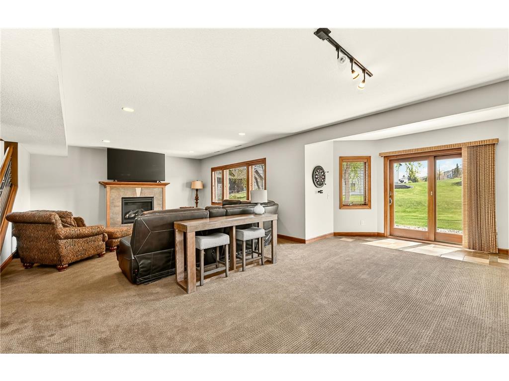 1046 Maplebeck Place NE Byron MN 55920 7072978 image40