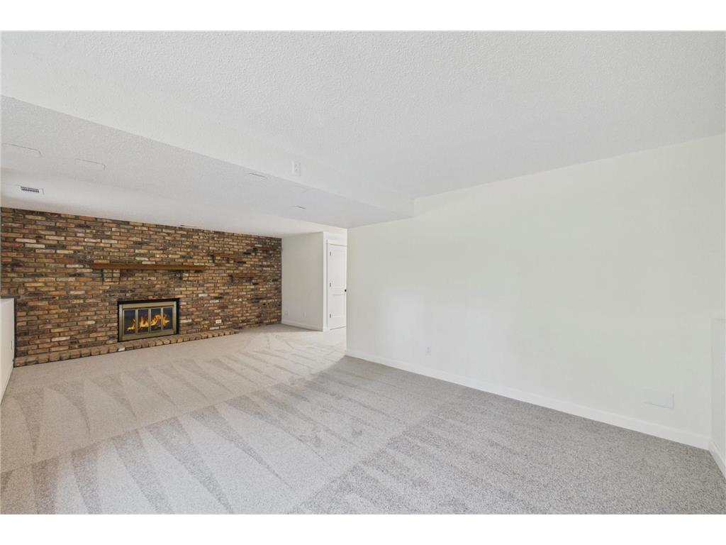10460 Buckingham Drive Eden Prairie MN 55347 7077403 image21
