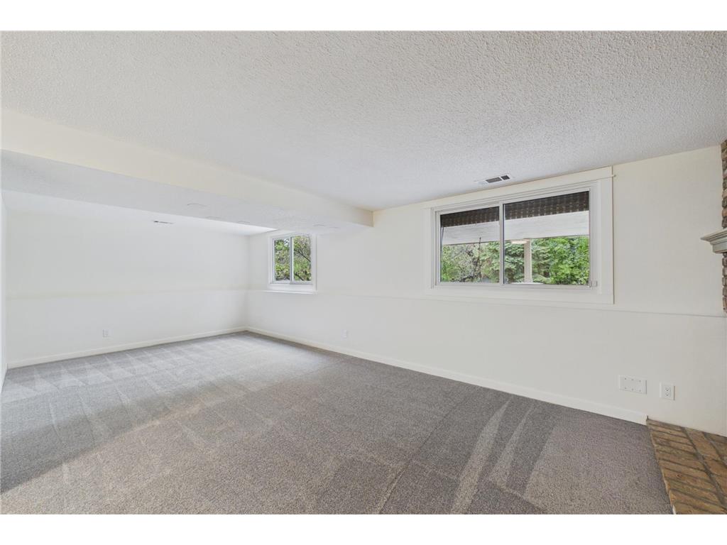 10460 Buckingham Drive Eden Prairie MN 55347 7077403 image22