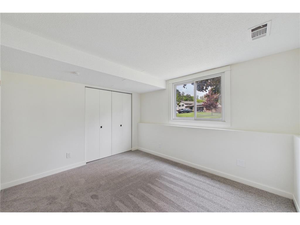 10460 Buckingham Drive Eden Prairie MN 55347 7077403 image23