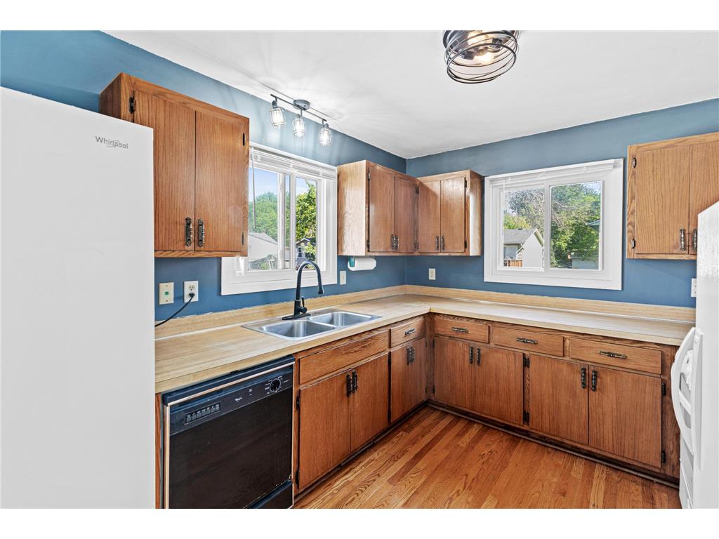10460 Tamarack Coon Rapids MN 55433 7054472 image5