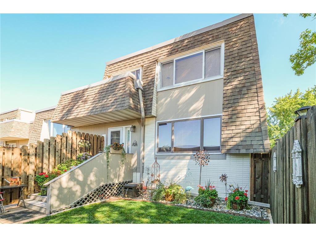 10464 Dupont Road S Bloomington MN 55431 6373908 image1