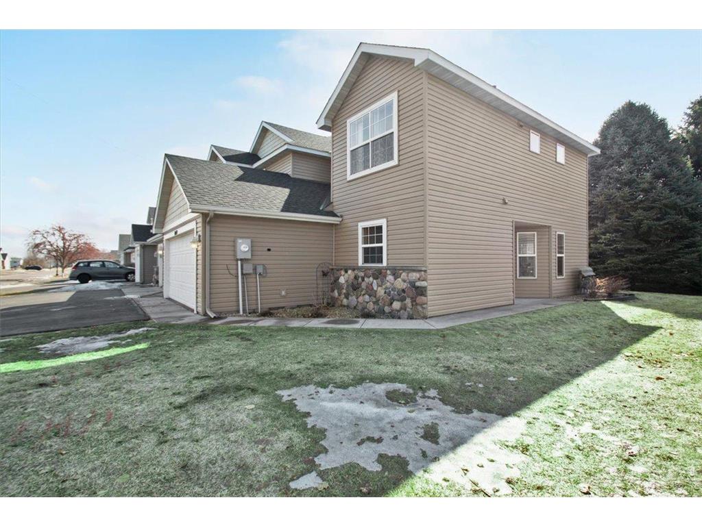 10469 64th Way Albertville MN 55301 7027725 image1
