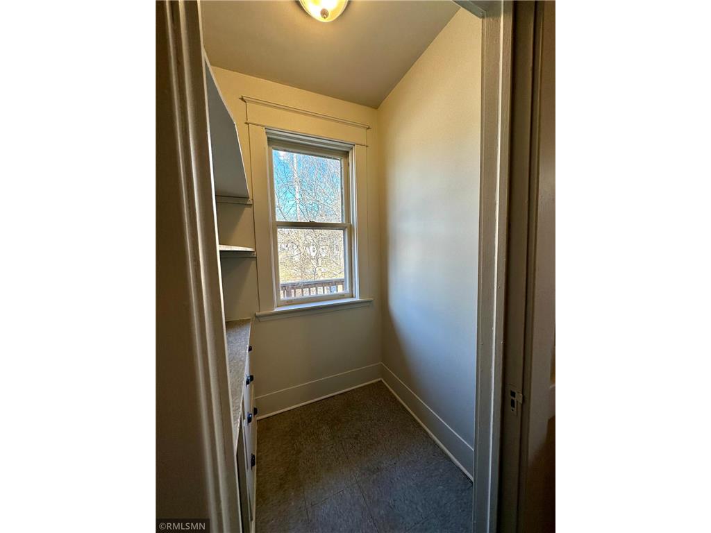1047 Hudson Road Saint Paul MN 55106 7100284 image16