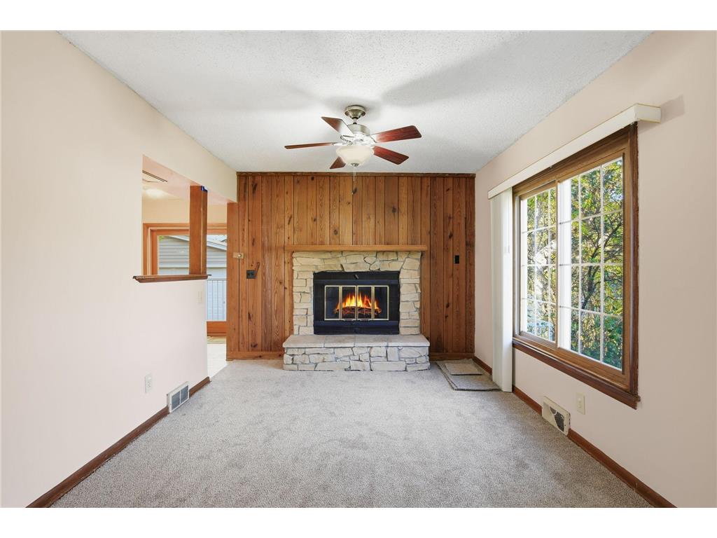 1047 JAMESON STEET Saint Paul MN 55103 6824111 image6