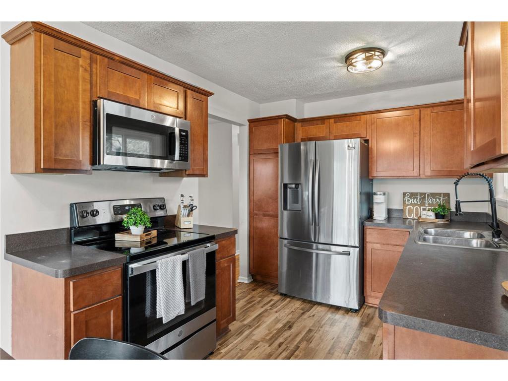 1047 Lowell Drive Apple Valley MN 55124 7091112 image10
