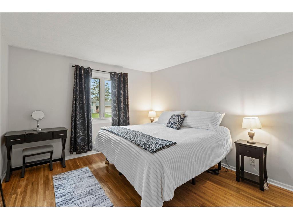 1047 Lowell Drive Apple Valley MN 55124 7091112 image15