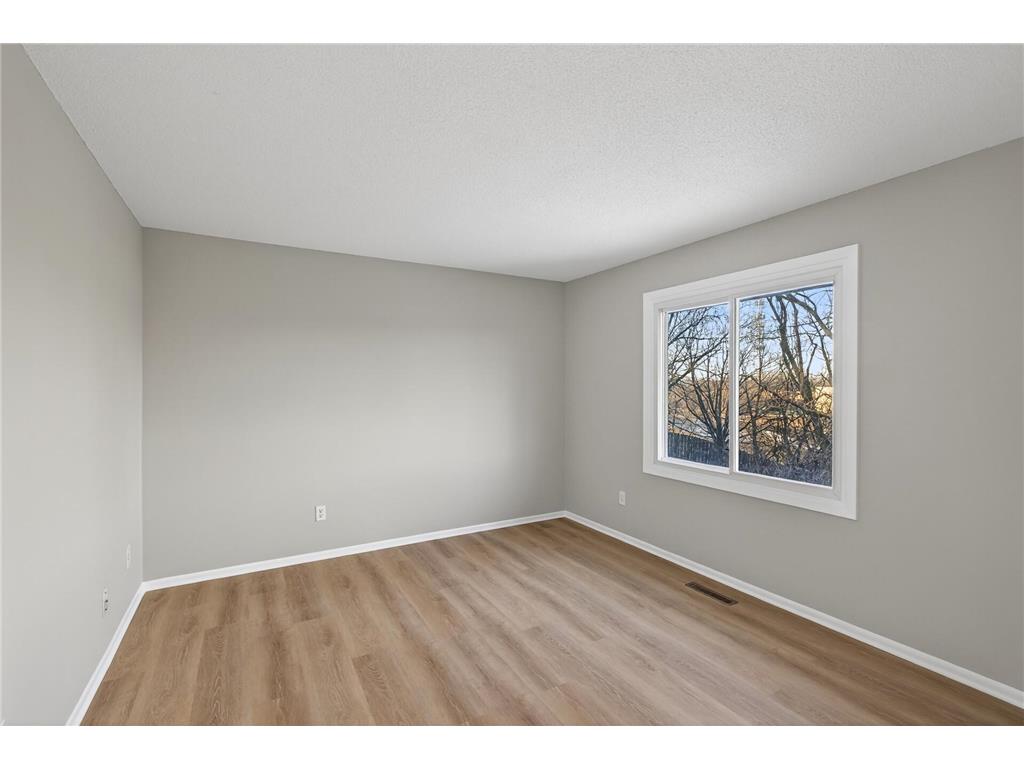 10470 Colorado Circle Bloomington MN 55438 7039098 image11