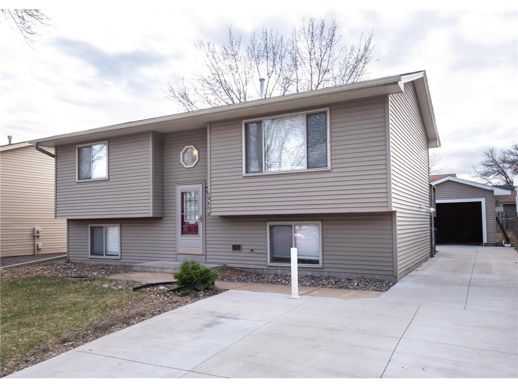 10470 Palm Street NW Coon Rapids MN 55433 6728031 image1