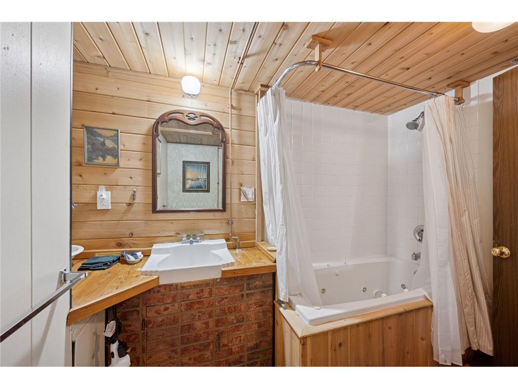 10472 / 71 W Murphy Boulevard Spider Lake Twp WI 54843 - Spider Lake 6766700 image57