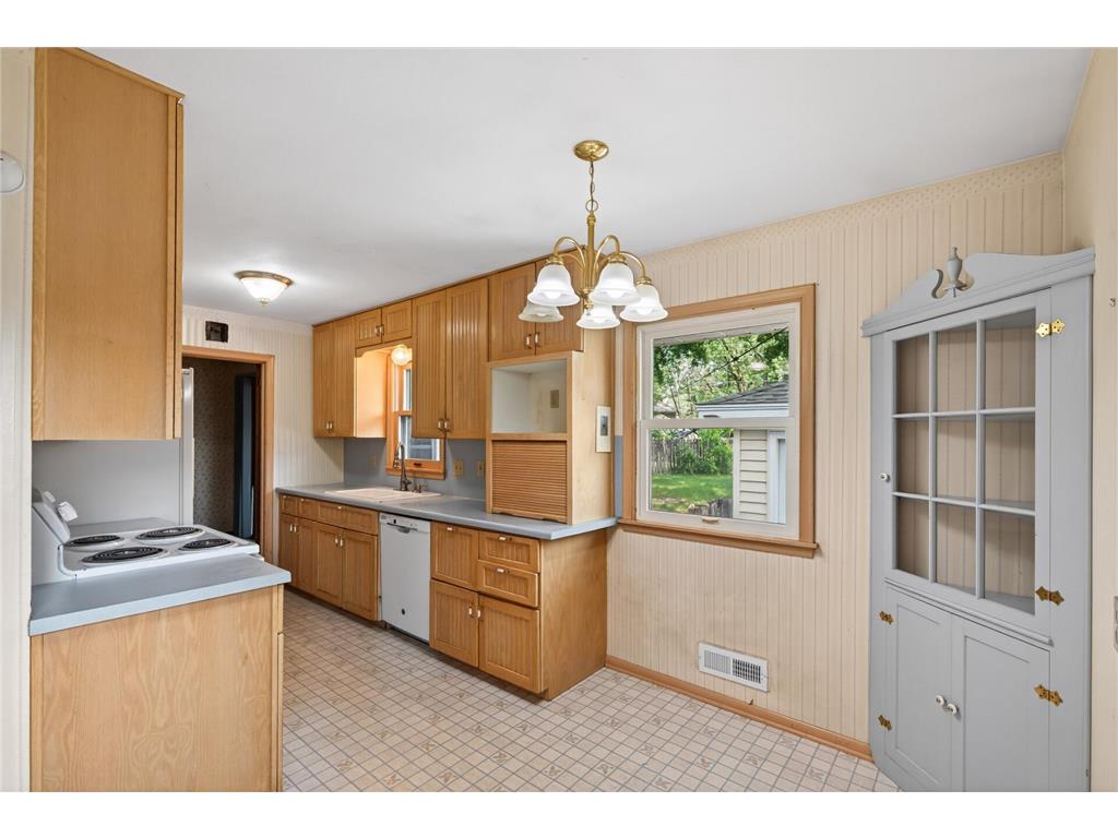 10475 6th Street NE Blaine MN 55434 7070301 image2