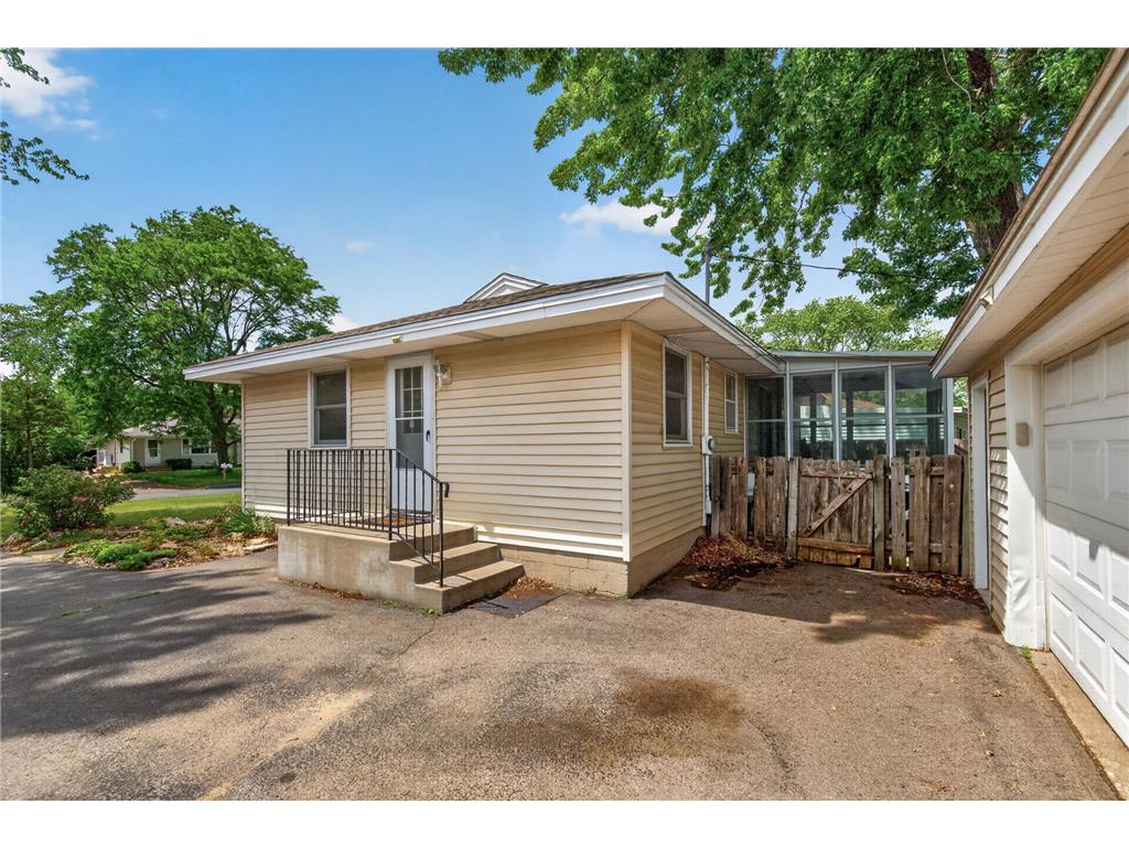 10475 6th Street NE Blaine MN 55434 7070301 image34