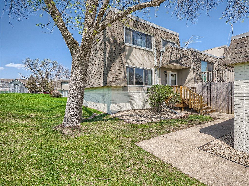 10476 Dupont Road S, Bloomington, MN 55431 MLS 6367513 Edina Realty