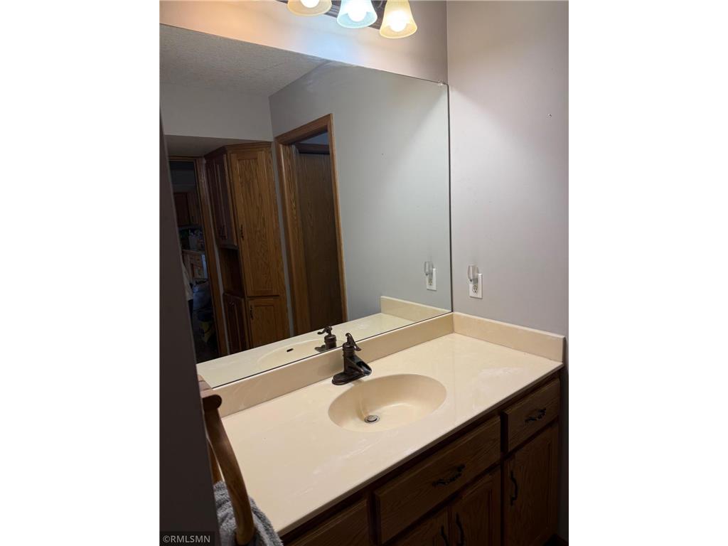 1048 109th Avenue NE Blaine MN 55434 7045946 image10