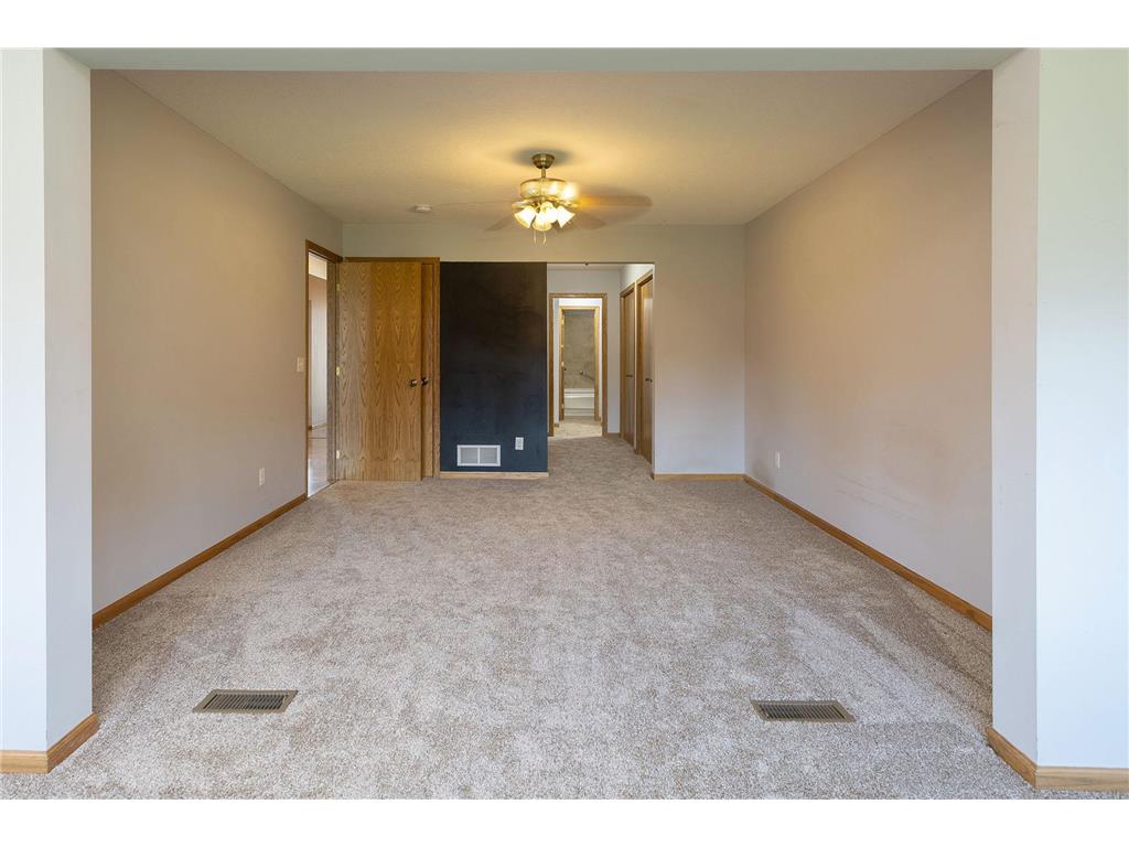 1048 109th Avenue NE Blaine MN 55434 7093795 image14