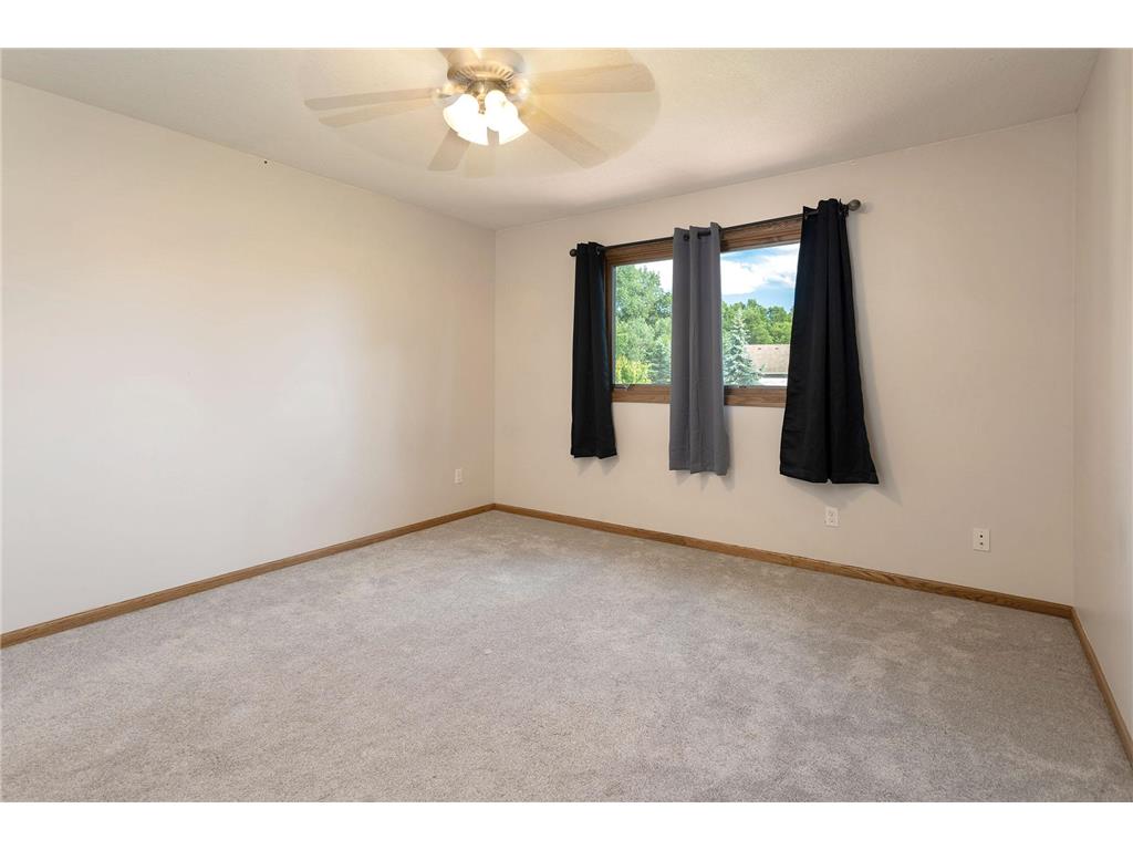 1048 109th Avenue NE Blaine MN 55434 7093795 image22