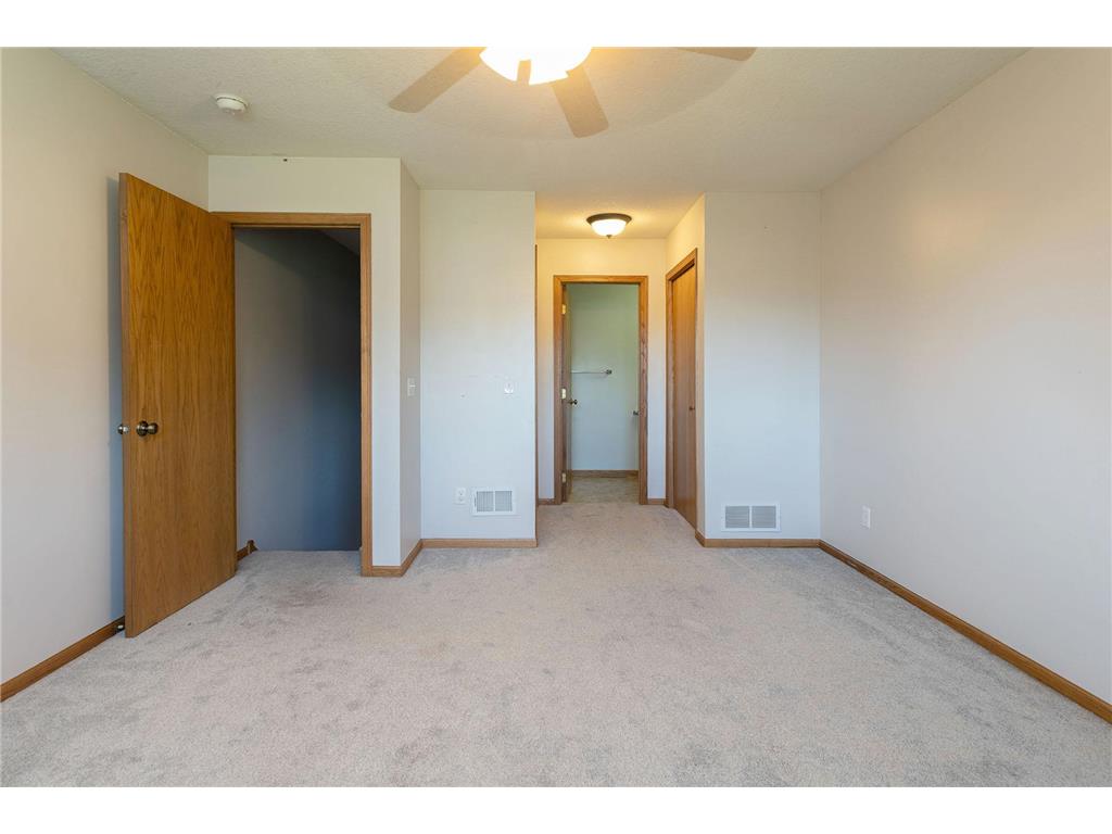1048 109th Avenue NE Blaine MN 55434 7093795 image23