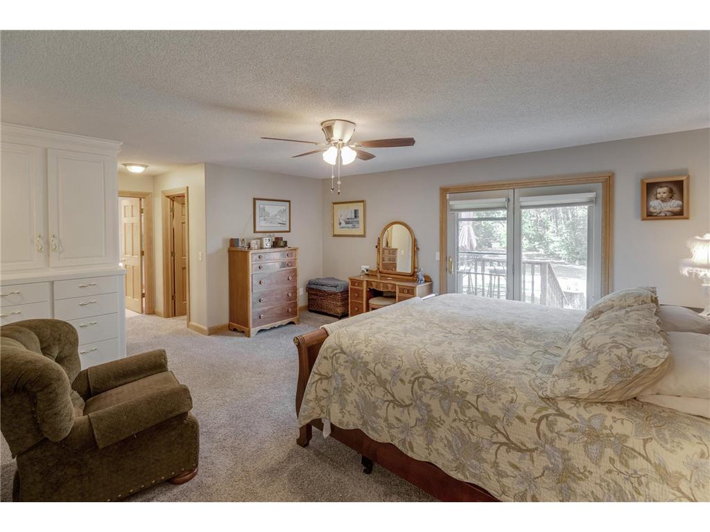 1048 County 11 NW Hackensack MN 56452 - Woman 6677658 image16