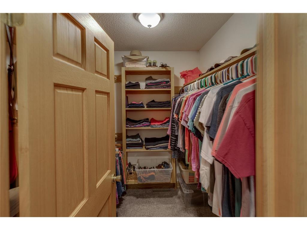 1048 County 11 NW Hackensack MN 56452 - Woman 6677658 image20