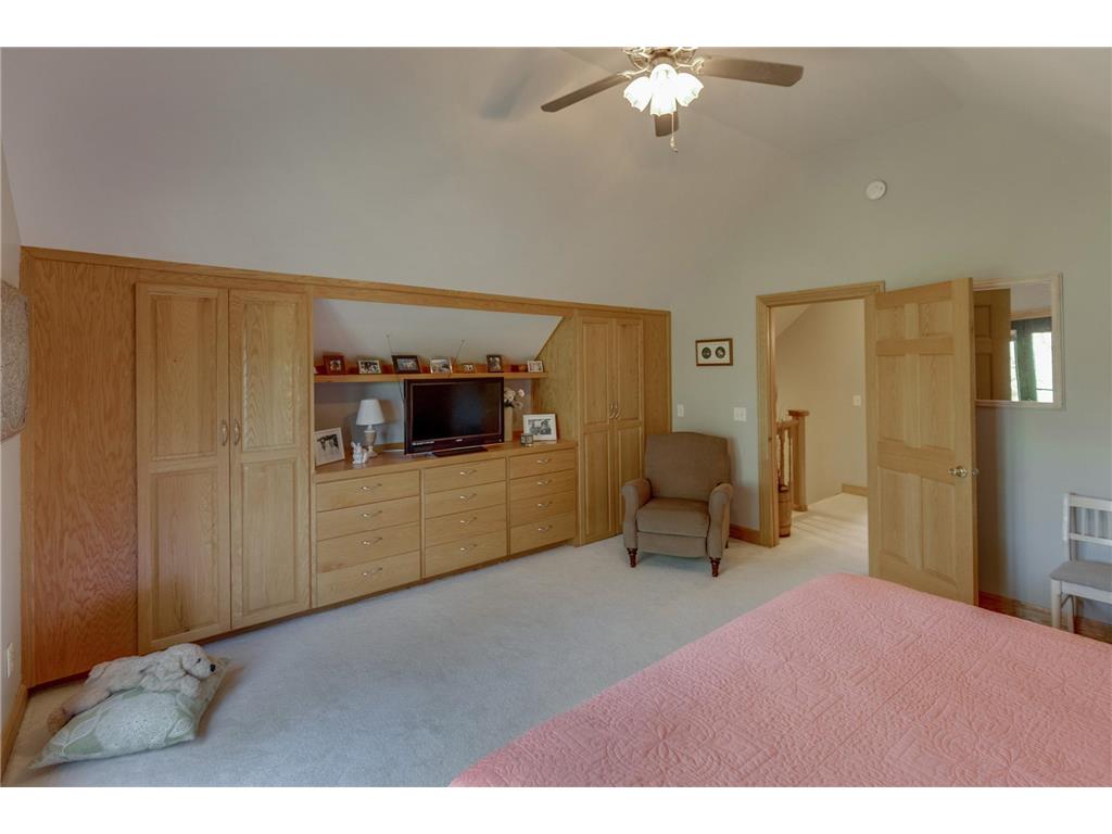 1048 County 11 NW Hackensack MN 56452 - Woman 6677658 image26