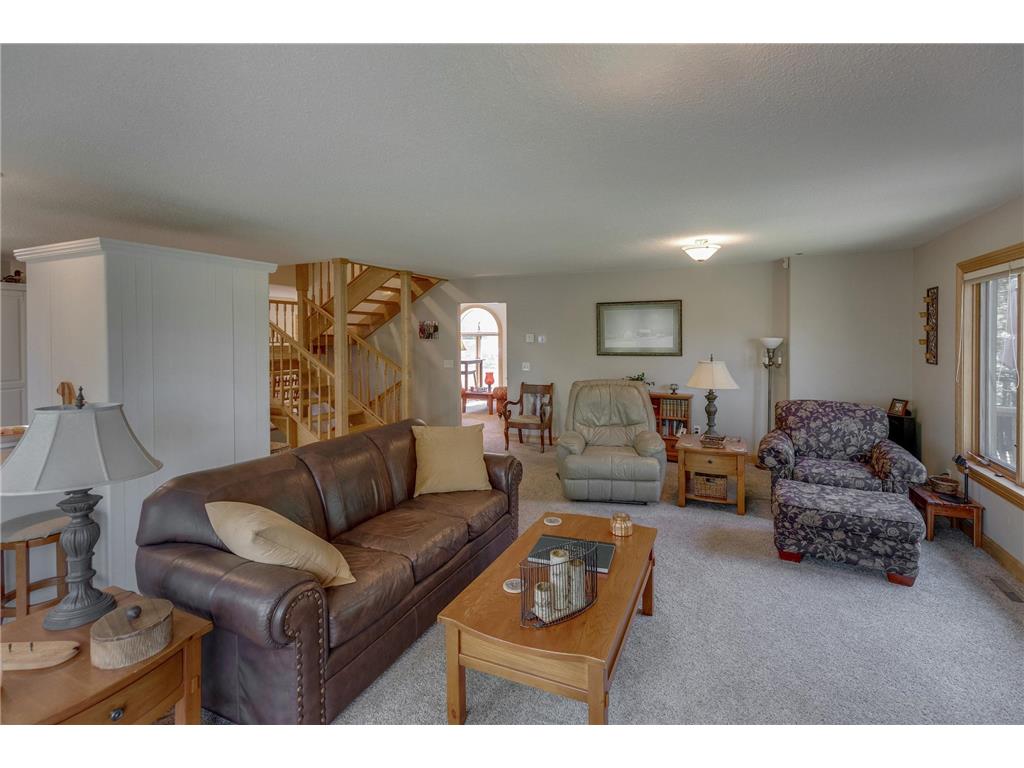 1048 County 11 NW Hackensack MN 56452 - Woman 6677658 image29